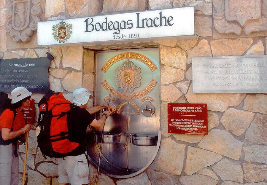 fuente-del-vino-bodegas-irache