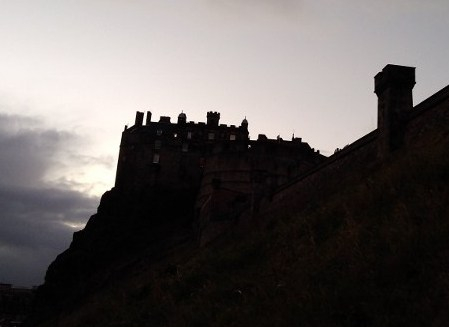 Silhouette of the Edinburgh Castle on the Mound