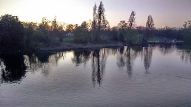 DSC_0035_5 (640x360)