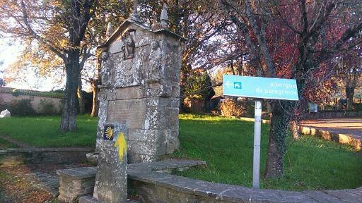 yellow arrow etc438175402..jpg