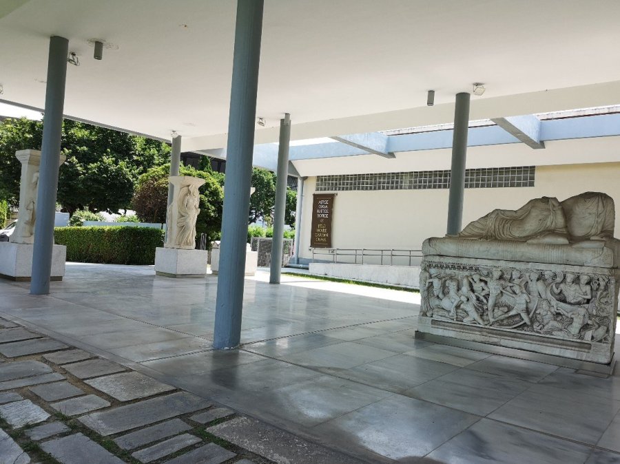 Reclining Greek figure 