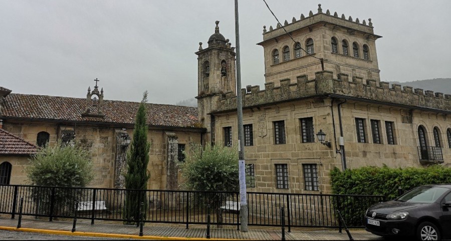 Civic buildings Redondela